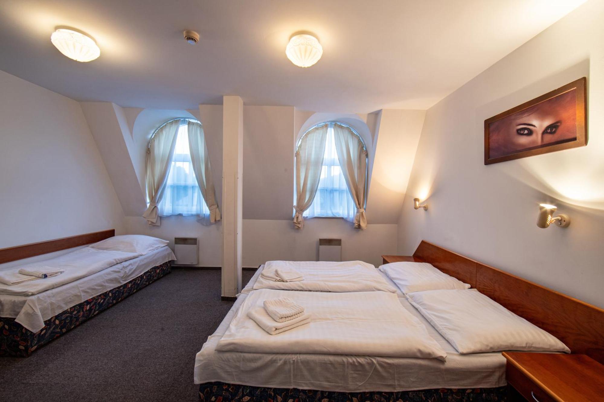 Stakcin Hotel Armales מראה חיצוני תמונה